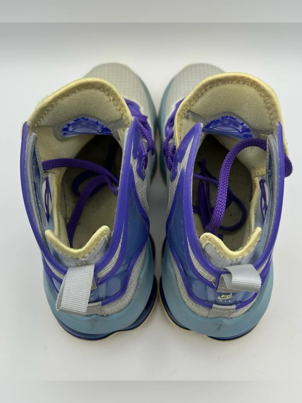 Nike LeBron XIX (GS) Sneakers in Tint-Worn Blue & Citron